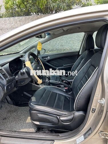 Kia K3 Vàng cát Số sàn 5 chỗ sx 2015