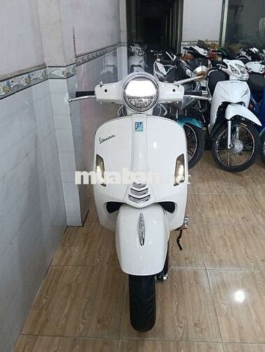 Vespa GTS 125,Abs , máy iget, như mới,bs65,xe 2020