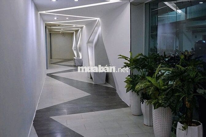 TUYỂN DỤNG NV CHĂM SÓC KHÁCH HÀNG + NV LỄ TÂN