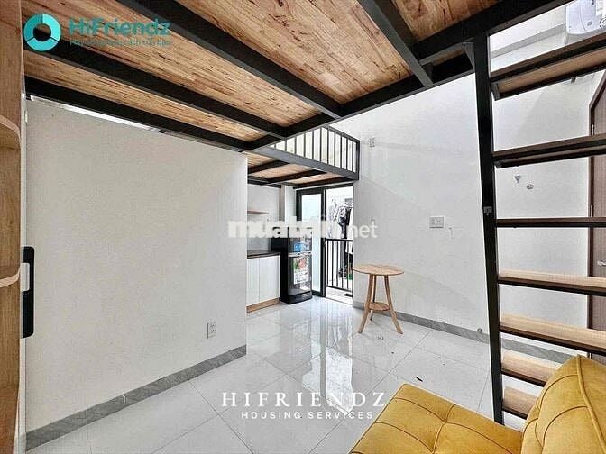 🏡Cho thuê DUPLEX gác cao 2m, thang máy ngay Phạm Hùng gần UEH, VHU