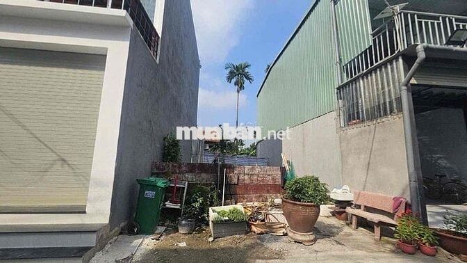 CÒN SÓT LẠI LÔ ĐẤT 200M LÁI THIÊU SAU SIÊU THỊ LOTTE - Nằm trong khu d