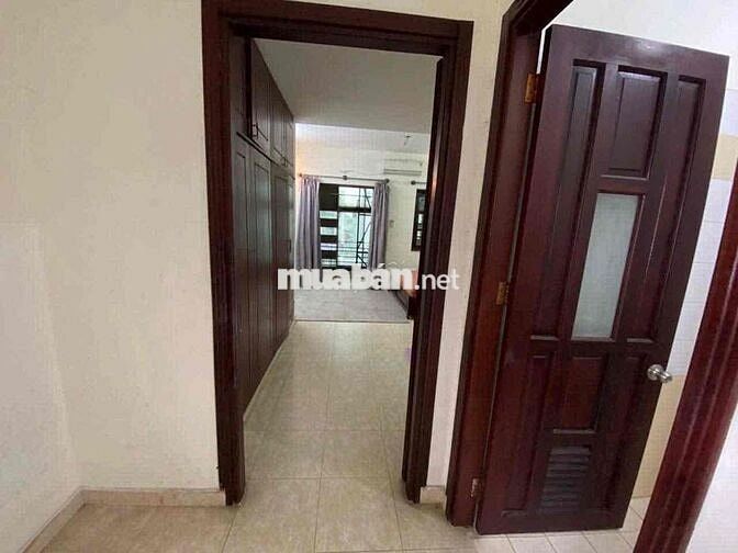Pass phòng ban công, tách bếp 45m2 bình thạnh