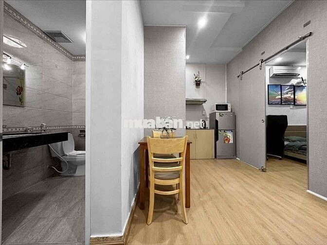 🏠Cho Thuê Căn Hộ 2 Phòng Ngủ - 1 wc - Full Nội Thất Ngay Trung Tâm Q1
