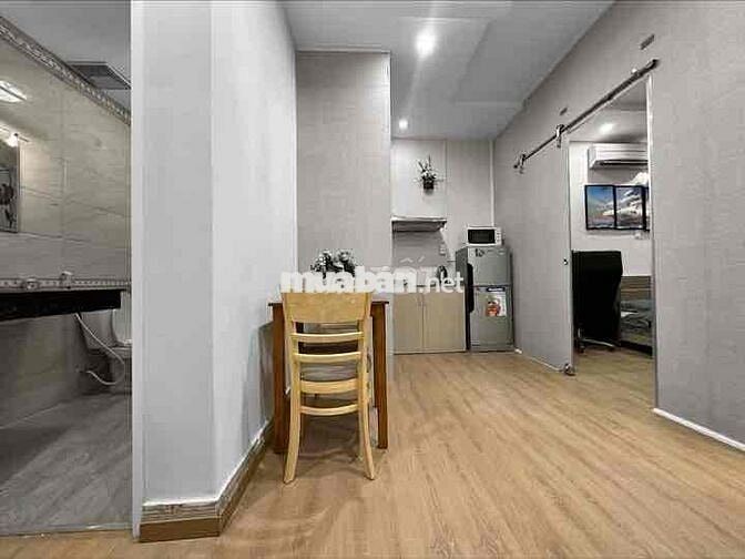 🏠Cho Thuê Căn Hộ 2 Phòng Ngủ - 1 wc - Full Nội Thất Ngay Trung Tâm Q1