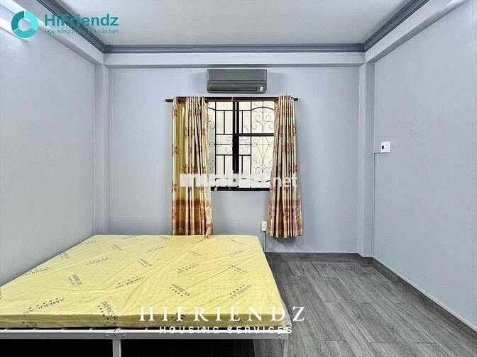 khai Trương phòng ban công và cửa sổ mới keng Lê Quyên Q8 gần Parc Mal