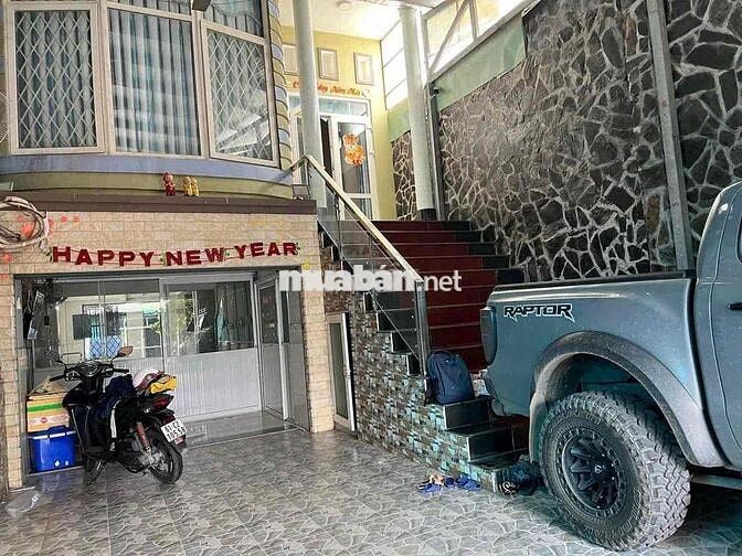 NHÀ 2 LẦU ĐẸP MT ĐƯỜNG NGAY CẦU PHÚ LONG – GẦN TRẠM THU PHÍ DT 204M²