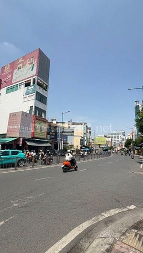 42 tỷ! Bán MT Lê Quang Định, P11, Quận Bình Thạnh - 10x30m KV: 245m2