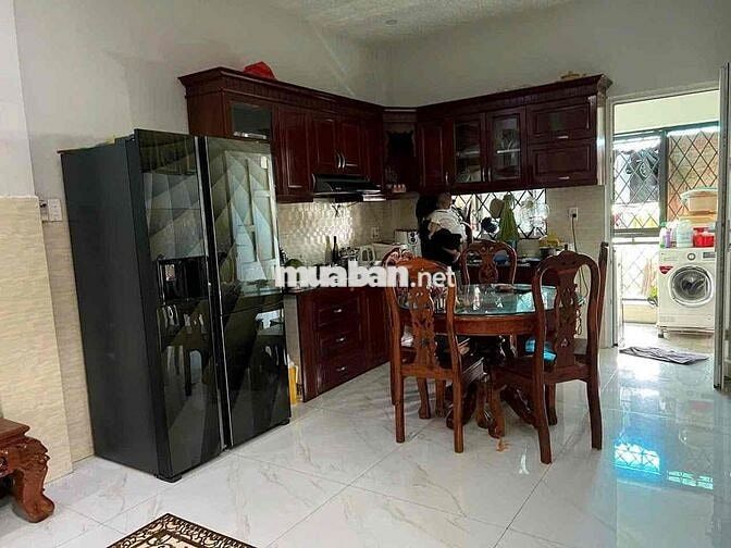 NHÀ 2 LẦU ĐẸP MT ĐƯỜNG NGAY CẦU PHÚ LONG – GẦN TRẠM THU PHÍ DT 204M²