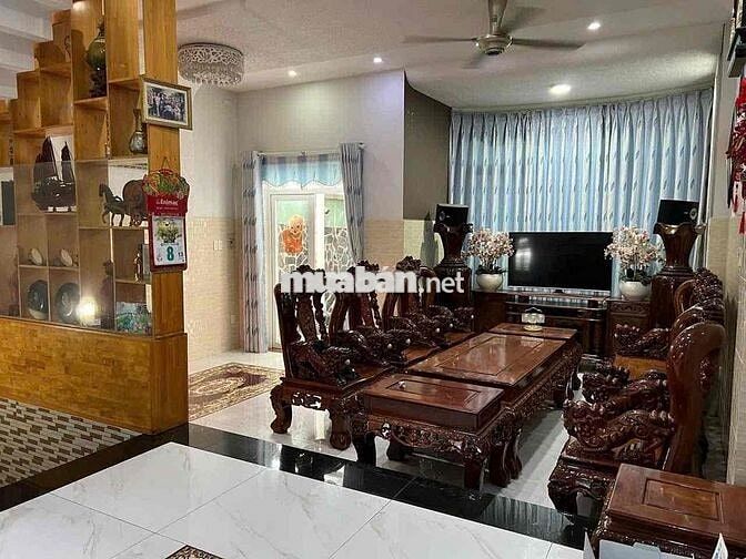 NHÀ 2 LẦU ĐẸP MT ĐƯỜNG NGAY CẦU PHÚ LONG – GẦN TRẠM THU PHÍ DT 204M²