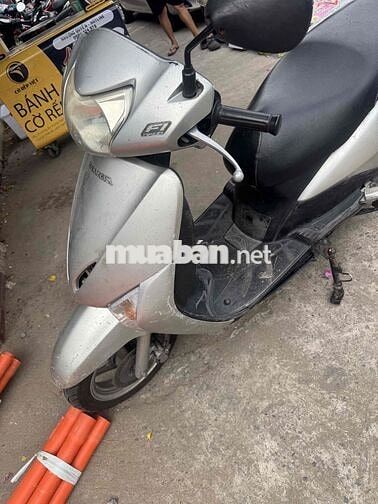 Honda Lead Bạc