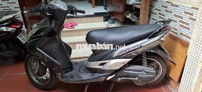 Yamaha Ultimo màu Đen