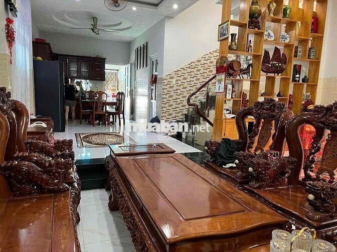 NHÀ 2 LẦU ĐẸP MT ĐƯỜNG NGAY CẦU PHÚ LONG – GẦN TRẠM THU PHÍ DT 204M²