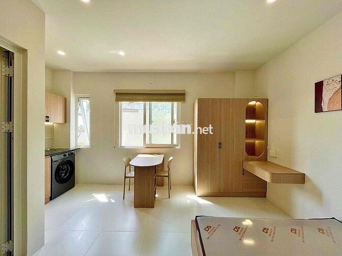 Ngay T3 Cộng Hoà Giá 6tr5- P Bancol + Mới