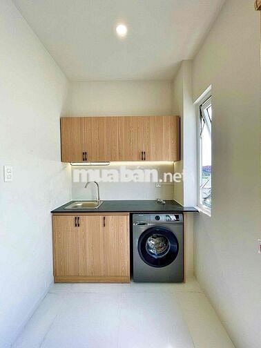 Ngay T3 Cộng Hoà Giá 6tr5- P Bancol + Mới