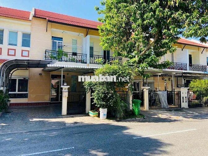 Nhà phố Oasis 1 gần Aeon Mall giá tốt thị trường