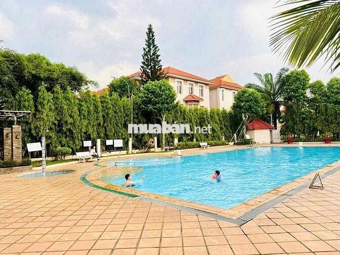 Nhà phố Oasis 1 gần Aeon Mall giá tốt thị trường