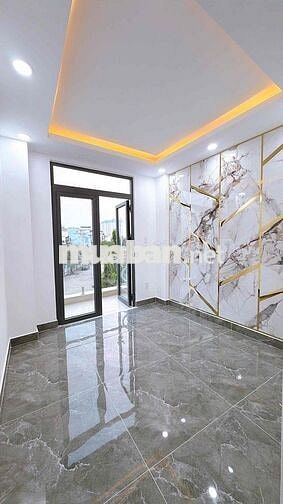 Chính Chủ Cần Bán Gấp Nhà Mới Hoàn Công Gần Hẻm Xe Hơi Đoàn Văn Bơ Q4