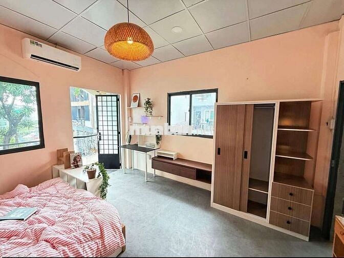 CĂN HỘ  STUDIO BAN CÔNG TONE HỒNG 30M2 HẺM XE TẢI HOÀNG SA QUẬN 3