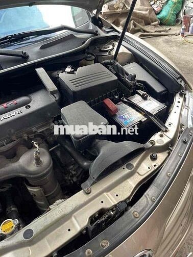 Toyota Camry nhập Mỹ màu Vàng cát