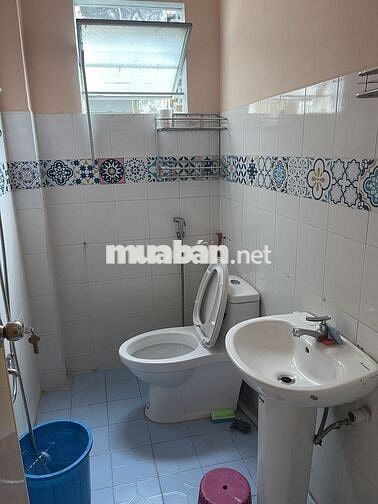 Chung cư thang bộ lầu 5 giá rẻ nhất khu vực