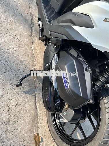 Honda Vario 125 Trắng đen 16000 km