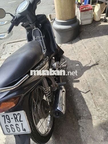 Yamaha Taurus Trắng đen