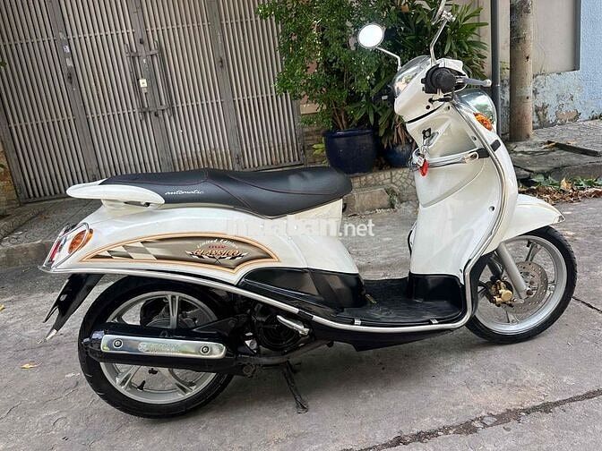 Yamaha Classico 2013 Trắng. BSTP cavet đầy đủ