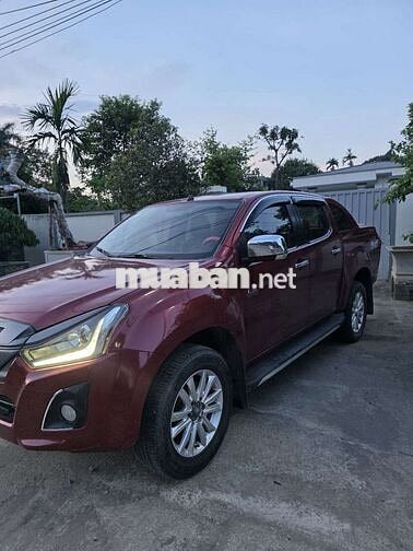 Isuzu D-Max 2017 Đỏ