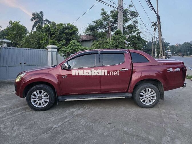Isuzu D-Max 2017 Đỏ