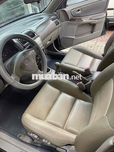 Mazda 626 2002 chính chủ.