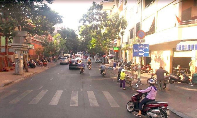 Bán khách sạn 3 sao mt Lê Thánh Tôn, 146.5m2,  hâm + 9 tầng, 48p 