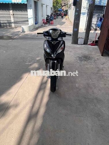 Cần bán 1 chiếc SYM Shark 125 màu Nâu