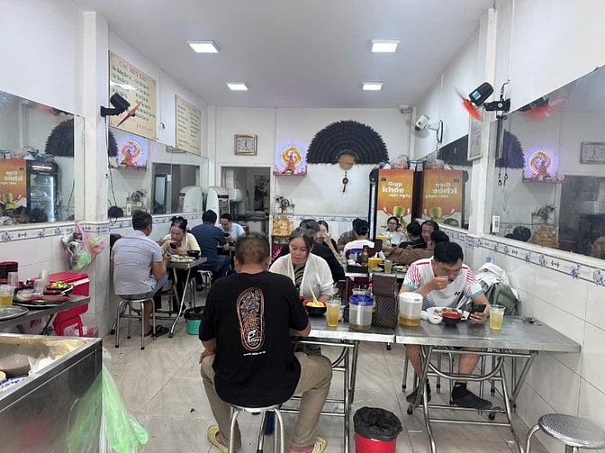  SANG NHƯỢNG QUÁN MẶT TIỀN BÀU CÁT – TÂN BÌNH