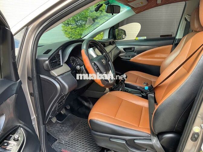 Toyota Innova bản 2.0E 2019