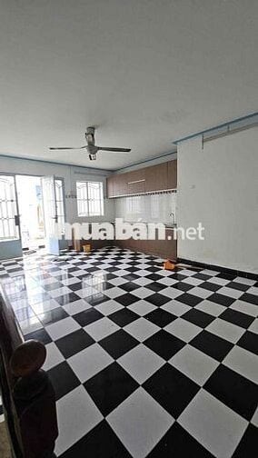 3 Tầng Gần cầu Chánh Hưng Hẻm Thông 3 Phòng Ngủ Nở Hậu SHR