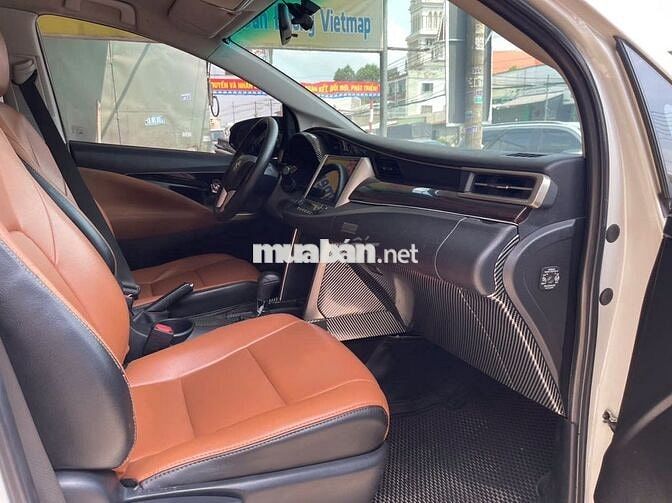 Toyota Innova 2019 bản G số tự động