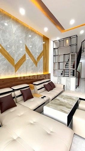 Bán gấp nhà Ung Văn Khiêm Bình Thạnh giá tốt 4 Tỷ 25O 6Om2 alo ngay