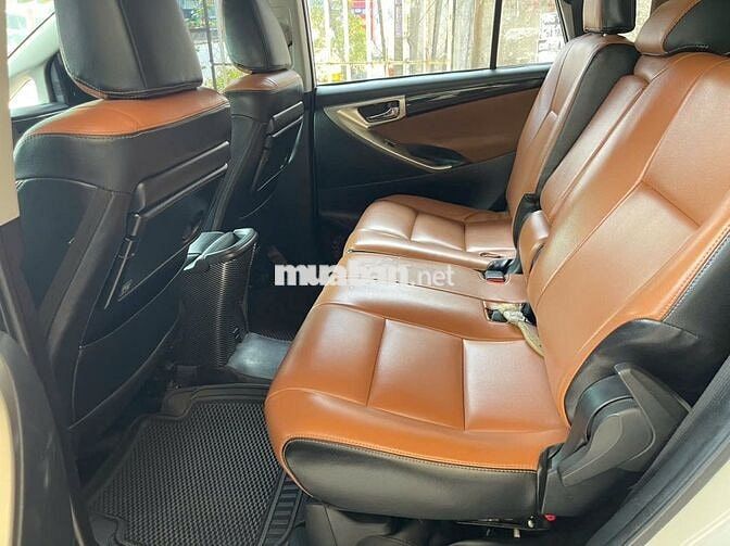 Toyota Innova 2019 bản G số tự động