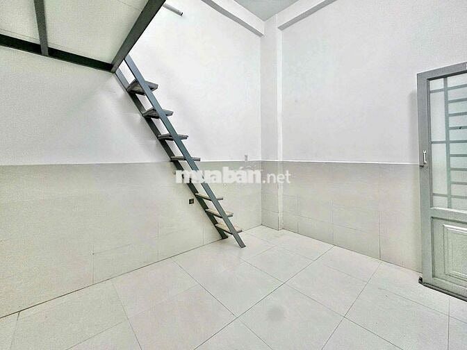 Cho Thuê Phòng Mới Gác Cao Giá Rẻ Gần CV Đầm Sen, Luỹ Bán Bích Tân Phú