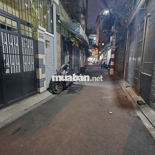 Cho thuê nhà Bắc Hải - DTSD:120m2 - 3 tầng - Hẻm xe tải thông - 11.5tr