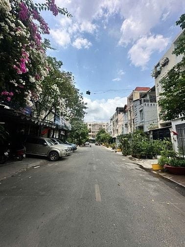 BÁN NHÀ MẶT TIỀN  P. TÂY THẠNH  QUẬN TÂN PHÚ.