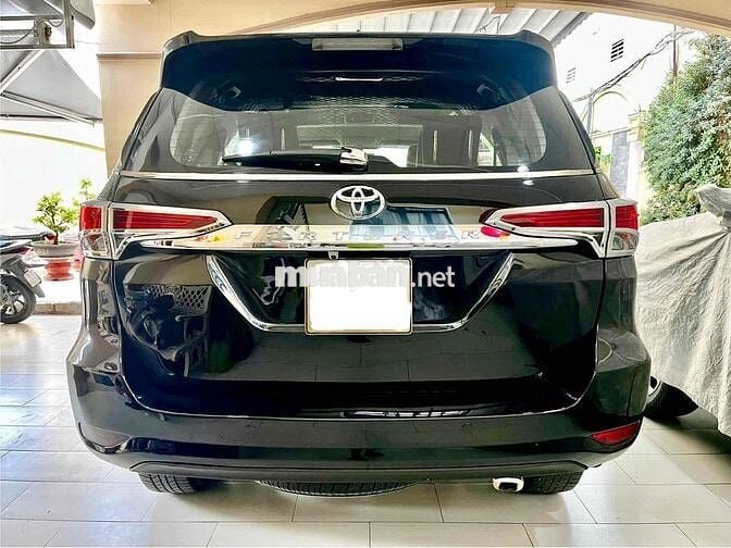 Toyota Fortuner 2.7V 2017 Đen 94000 km