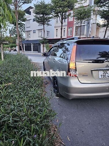 Mitsubishi Grandis 2006 Vàng cát