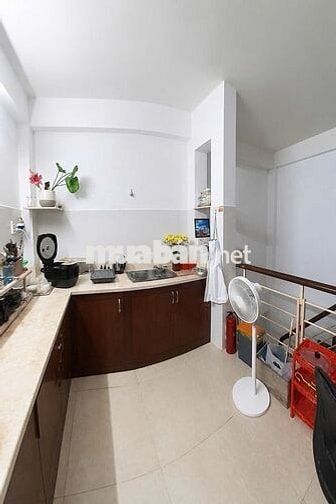 CHO THUÊ PHÒNG TRỌ 15M² - ĐOÀN VĂN BƠ Q4 - GIÁ PHÒNG 3.000.000 VNĐ