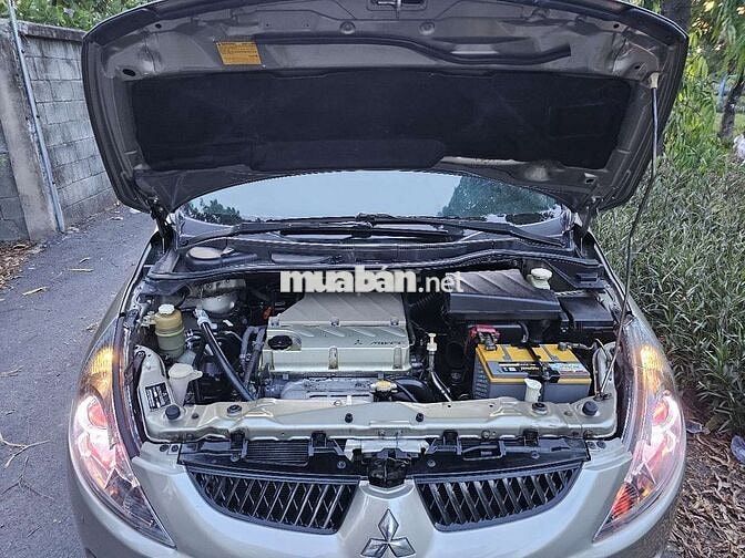 Mitsubishi Grandis 2006 Vàng cát