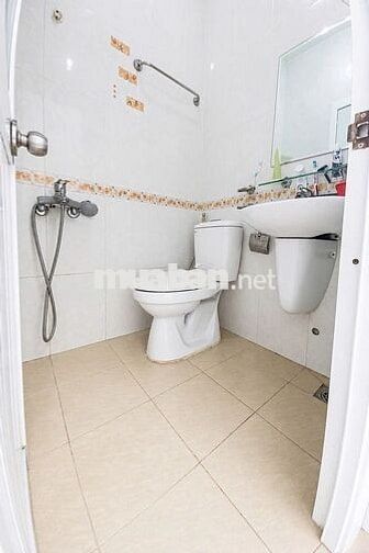 CHO THUÊ PHÒNG TRỌ 15M² - ĐOÀN VĂN BƠ Q4 - GIÁ PHÒNG 3.000.000 VNĐ