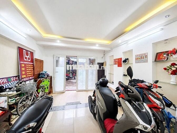 CHO THUÊ PHÒNG TRỌ 15M² - ĐOÀN VĂN BƠ Q4 - GIÁ PHÒNG 3.000.000 VNĐ