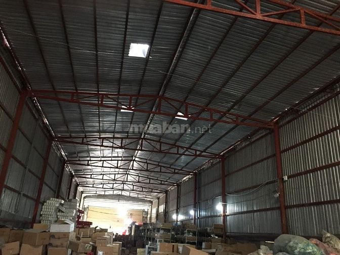 Cho thuê nhà xưởng 600 m2, mặt tiền đường Lê Đình Chi, gần KCN Lê Minh