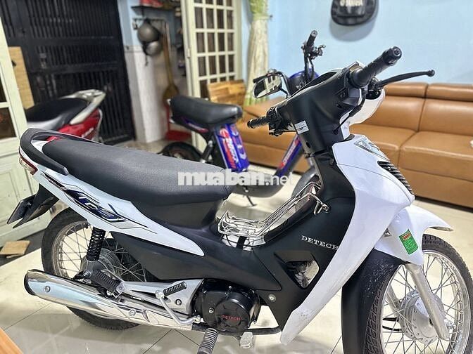Detech Xe máy màu Trắng 75 km