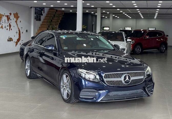 Mercedes-Benz E300 AMG 2018 siêu lướt 36.000km